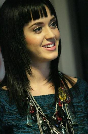 Katy_Perry_1259788194_3 - katy perry