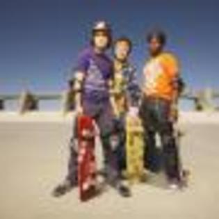 Zeke_and_Luther_1259579565_2009