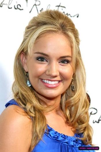 2dcd45v - Poze Tiffany Thornton