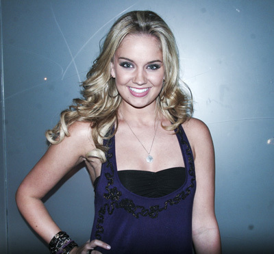 262uyop - Poze Tiffany Thornton