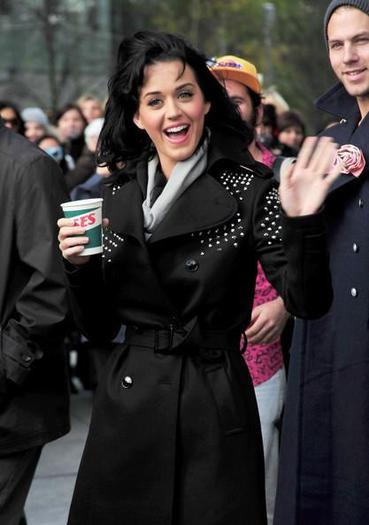 Katy_Perry_1259786320_1 - katy perry