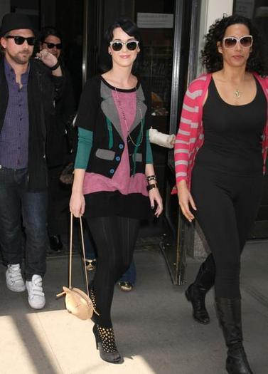 Katy_Perry_1259786353_1 - katy perry
