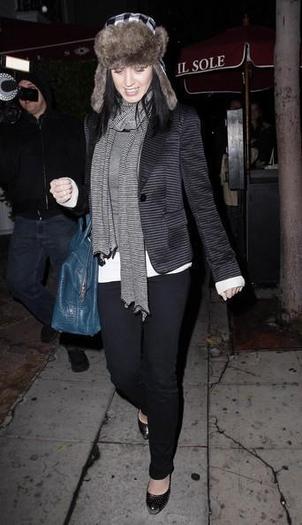Katy_Perry_1259786366_1 - katy perry