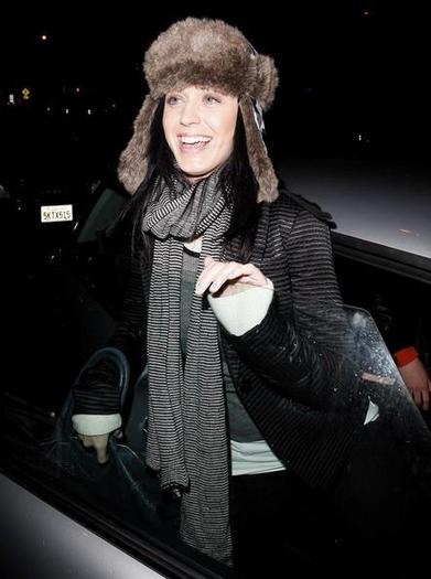 Katy_Perry_1259786383_0 - katy perry