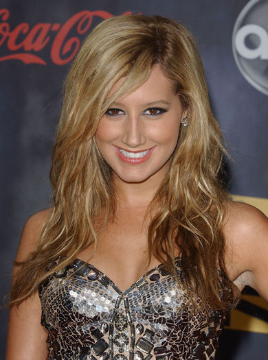 largemsg121873907817ox2 - ashley