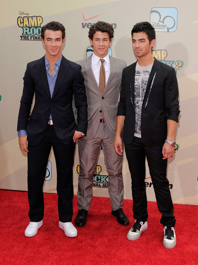 Nick+Jonas+Camp+Rock+2+Final+Jam+New+York+h3e__7udJoXl - Camp Rock 2 The Final Jam New York Premiere - Outside Arrivals