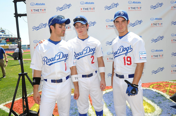 Nick+Jonas+Jonas+Brothers+Encourage+Fans+X+1kKOACf6BzIl - Jonas Brothers Encourage Fans to X the TXT on Road Dogs Softball Tour