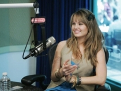 20860542_TAUGNAXRR - PoZe NoI Cu DEBBY RYAN