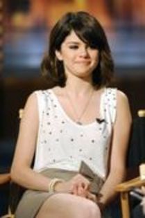 20924285_RCJOQWPZN - Selena at Good Day New York on August 3 2009