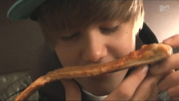 14236643_FOZOIOVBE[1] - Justin  Bieber