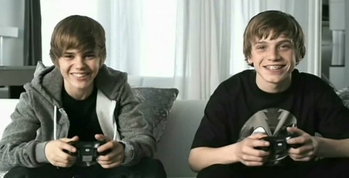 14240781_IXJOBALGX[1] - Justin  Bieber