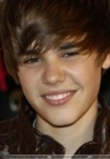 14904766_OTYSGAAUE - justin bieber