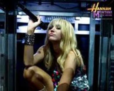 20930103_OAGKTBQPU[1] - Hannah Montana-The Movie