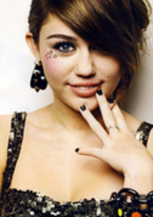 19354947_DPDEFSKQL[1] - MiLey