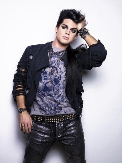 14533_1278954531347_1154536347_30877504_2346348_n - Adam Lambert