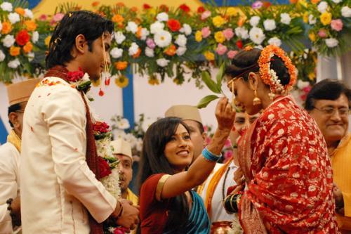 joints_30014808_52036238_20957450 - Pavitra Rishta