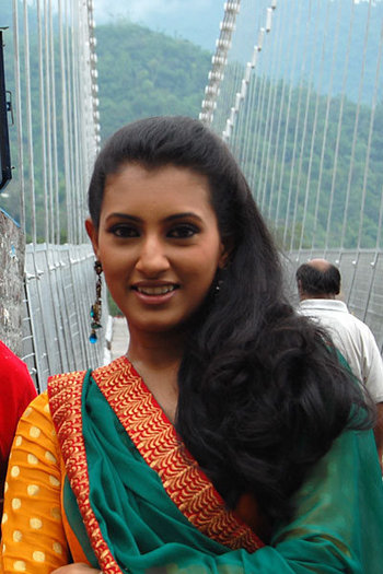 211 - Kish Desh Mein Mera Dil