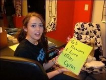 LLTTFWLYMYXQDCCZCMR - 0 Miley Personal