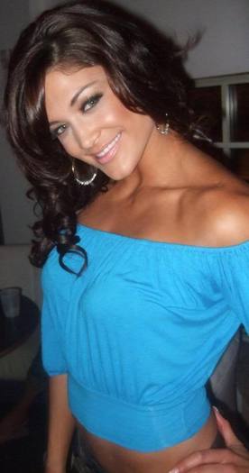 Imi pare rau dar trebuie sa il ajut pe tata cu masina