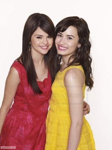 Selena si Demi - Selena si Demi