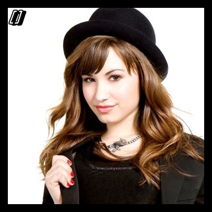 15558741_CKIFQGEJJ[1] - Demi Lovato Poze