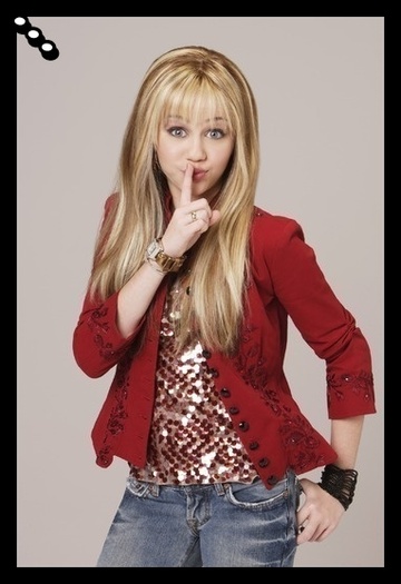 10993640_DIOPWAUYU[1] - Hannah Montana Poze