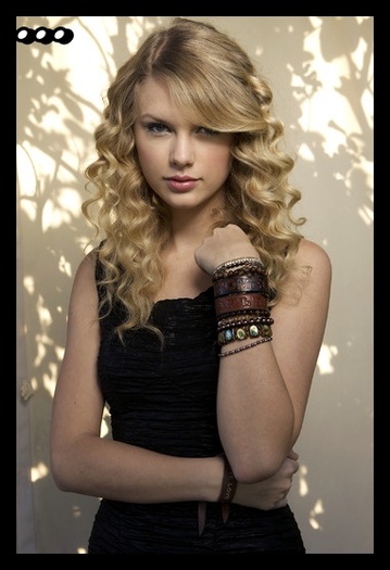 15646770_JNXMZWMKB[1] - Taylor Swift Poze