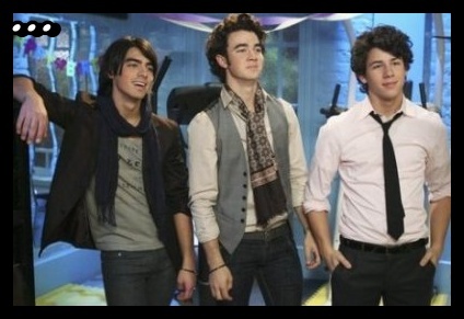 1275739480[1] - Jonas Brothers