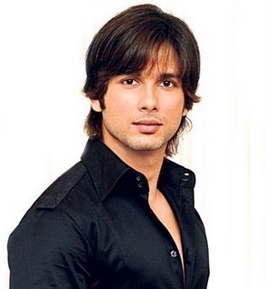 shahid-is-so-cool-shahid-kapoor-7556702-294-320