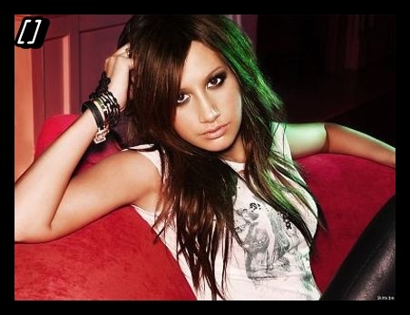 16122679_LMBJVEFIN[2] - Poze Ashley Tisdale