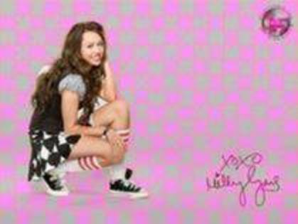 16752094_LEMJHKGER - miley-hannah