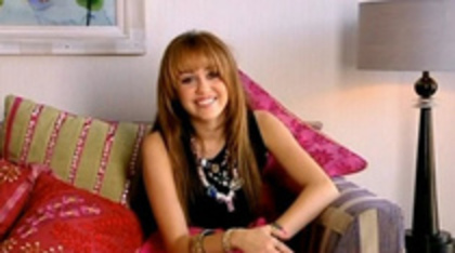 17259221_LTGYSDKIF - miley-hannah