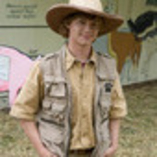 hannah-montana-the-movie-274868l-thumbnail_gallery - miley-hannah