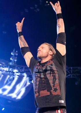 Ce?Aaa da,ma uitam la sfarsitu filmului :D