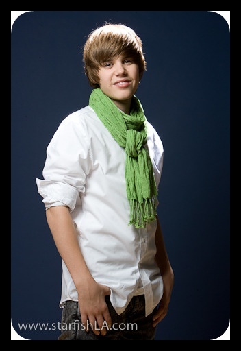 11511118_VUXBETEIJ[1] - Justin Bieber Poze