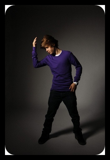 11511576_TYQHONAGU[1] - Justin Bieber Poze