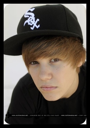 15526349_UCJTEZXTO[1] - Justin Bieber Poze