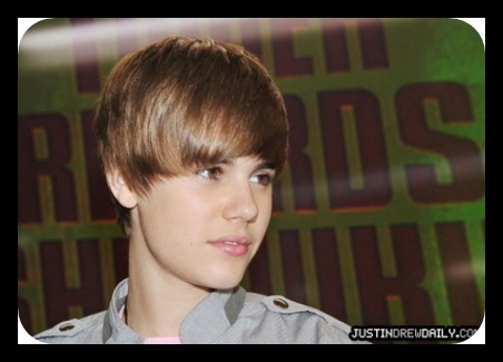 16712492_RBPKTJTUQ[1] - Justin Bieber Poze