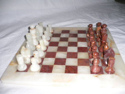 JS.125 - Jocuri de sah