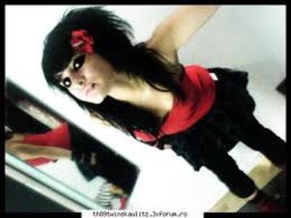 images (25) - poze emo