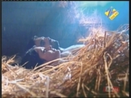 20298144_FATXWQTBA - Rubina Dialik si Avinash Sachdev