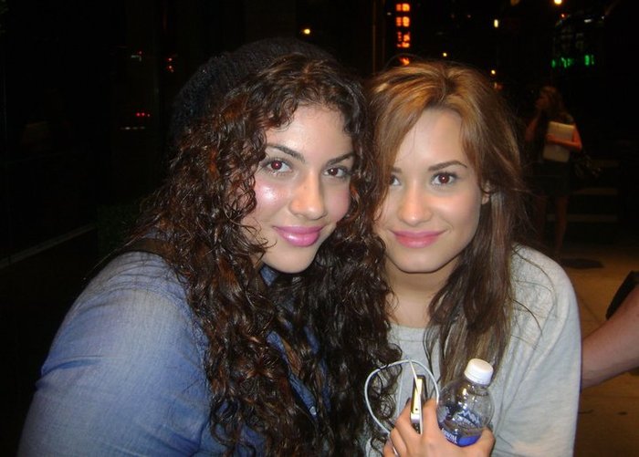 45986154501447895501100 - Demi Lovato