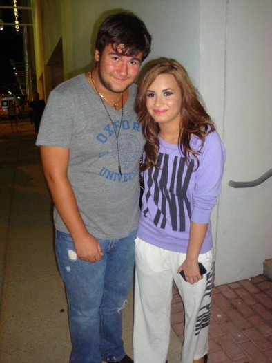 46317136695286278815006 - Demi Lovato