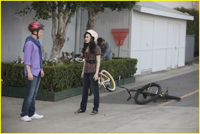 lou-ferrigno-sterling-knight-sonny-07 - Demi Lovato
