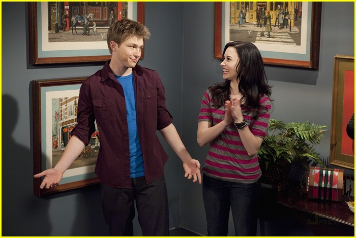 lou-ferrigno-sterling-knight-sonny-08 - Demi Lovato