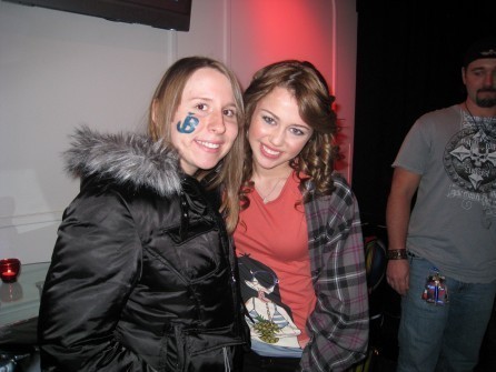 17468852_GIYTUPRCB - club miley-Miley cyrus Z100 Interview and Meet Greet si poze facute cu fanii ei