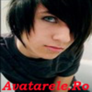 twww.pozeemo.ro__1218718676_216114 - Avatare Emo