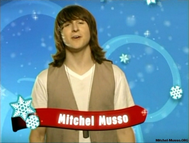 007 - Happy Holidays 2010 Mitchel Musso