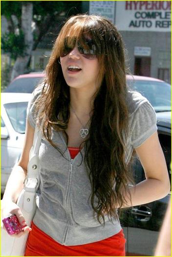 miley-cyrus-crazy-hair-04 - 0 Pt ca aja sunt eu