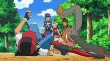 Ash : iar tu ? Berry : este cumva vina emea ca ai un singur ochi . - Poveste Pokemon 8